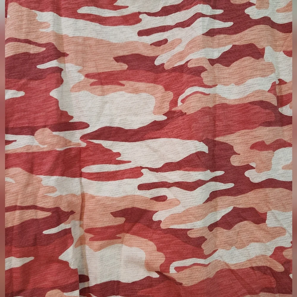 Women's Talbots Pink Camo Shirt, Size L - Picture 8 of 9